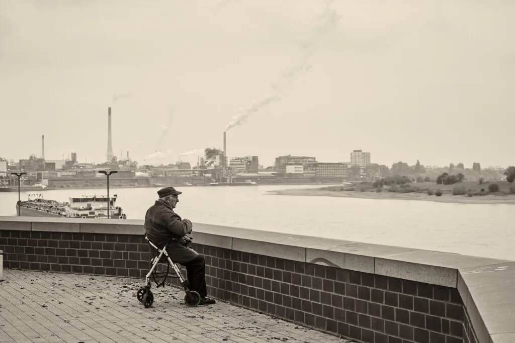 alpharoid index 2 Historische Ansicht am Rhein in Krefeld